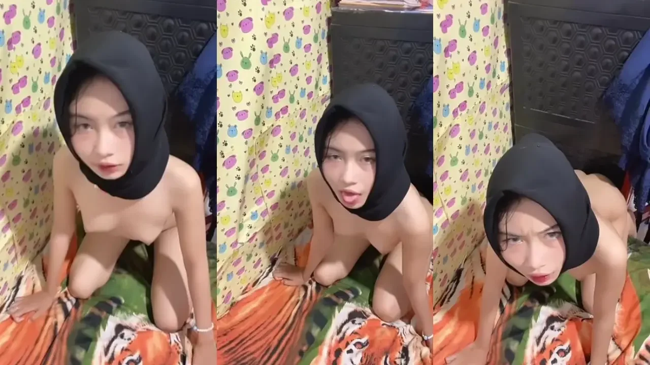 Janda Muda Hijab Cantik pengen di ewe dari belakang...